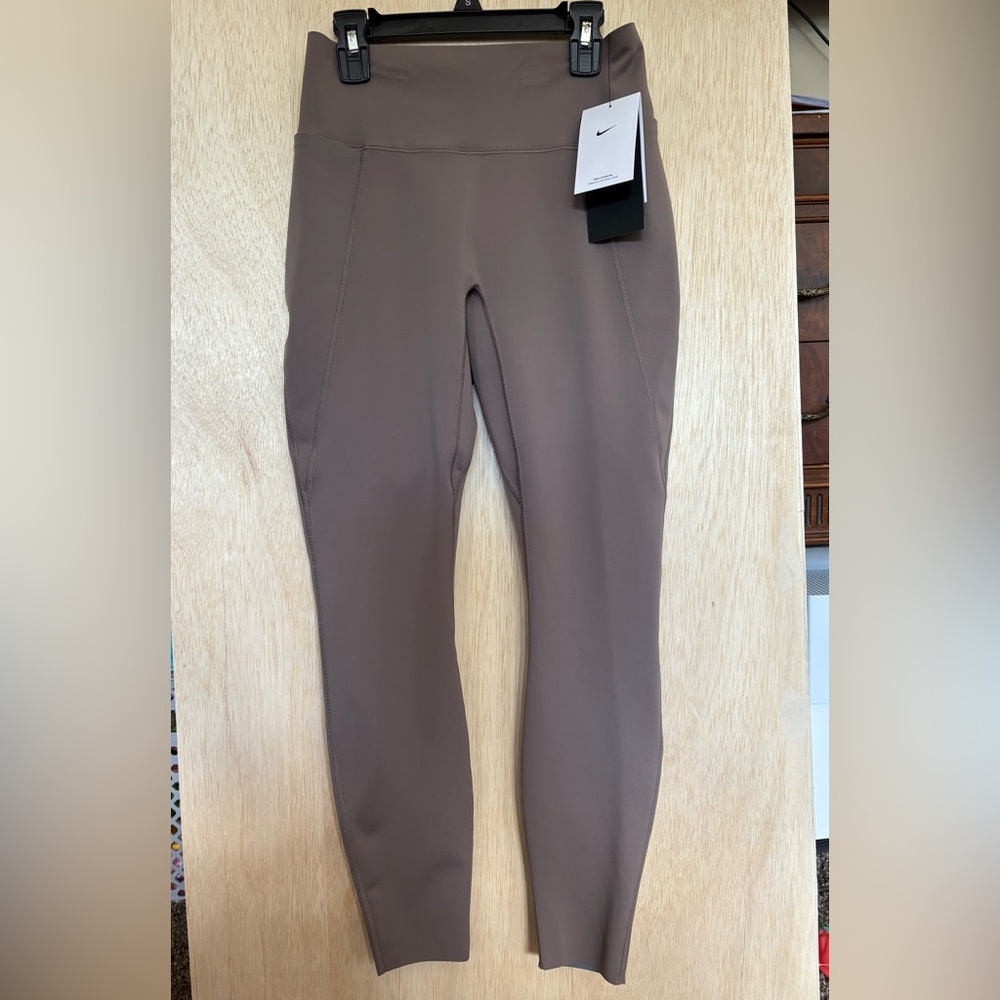 Nike Taupe High-Rise Leggings